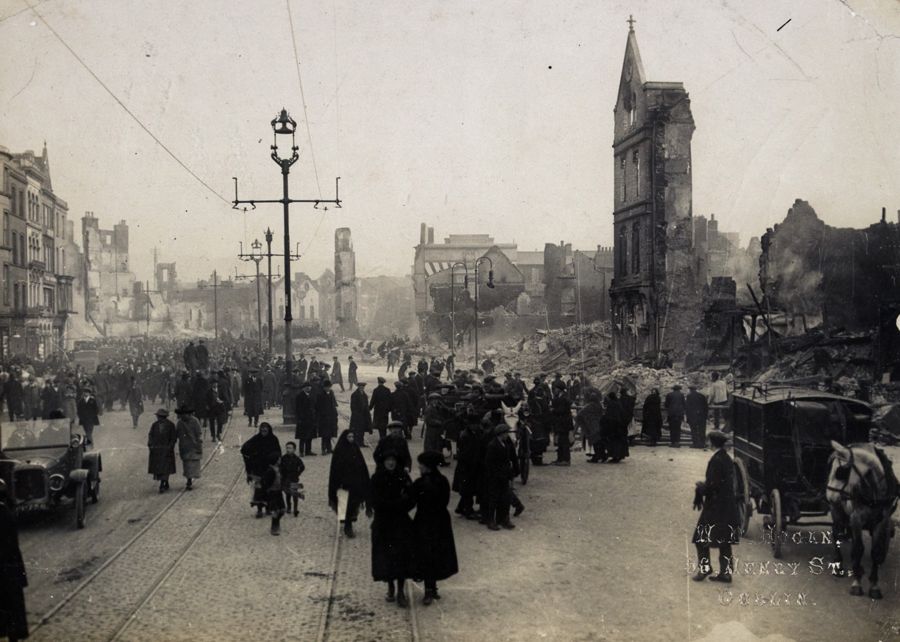 Cork fut rebaptisée la « Irish Louvain » en référence à l’incendie de la ville belge, détruite par les troupes allemandes en août 1914
